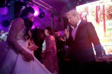 Nelly Yermolaev și Cyril Andreev s-au căsătorit, unde se pot uita fotografii de la nuntă