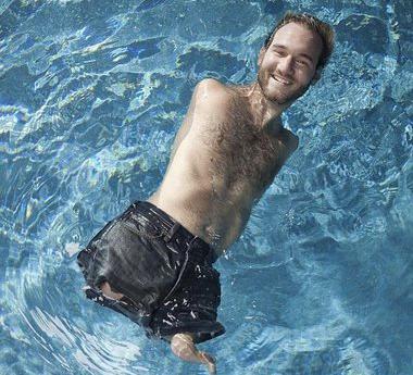 Nick Vujicic életrajz töretlen emberi