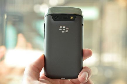 Огляд blackberry bold 9790