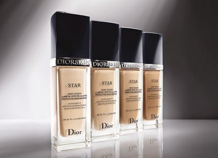 Áttekintés alapítvány Dior csillag árnyékában 30 közepes bézs (Swatch) - Elena Chemezov