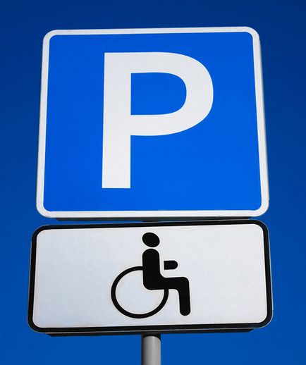 Parcare pentru persoanele cu handicap, marcare, locuri de parcare, amendă