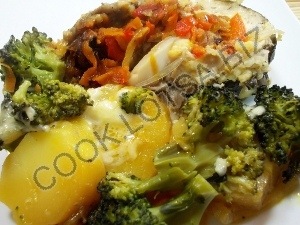Пеленгас в духовці з овочами - смачний домашній покроковий рецепт з фото