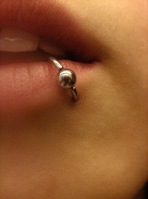 ajak piercing