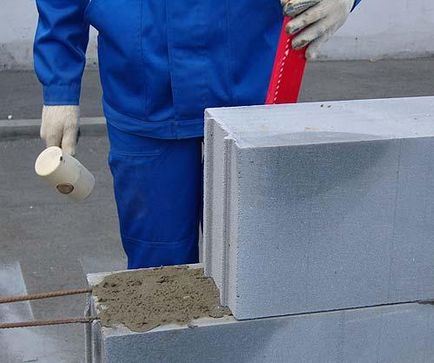 Construcția pas cu pas a caselor din beton gazos