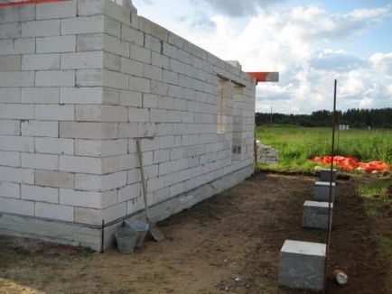 Construcția pas cu pas a caselor din beton gazos