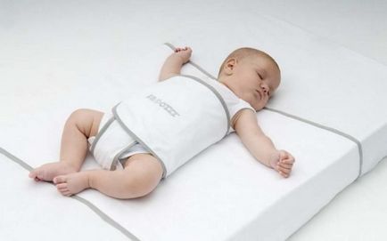 Poziționeri pentru nou-născuții care dorm