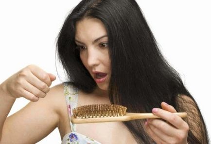 Причини випадіння волосся - головні причини випадіння волосся