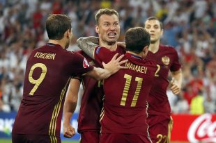 Збірна Росії програла Уельс і вилетіла з євро 2016 - російська газета