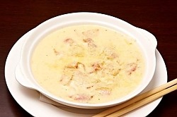 Вершково-огірковий соус з часником (рецепт з фото)