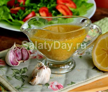 Sauce a görög saláta otthon - egy finom receptet hozzáadásával képek és videó