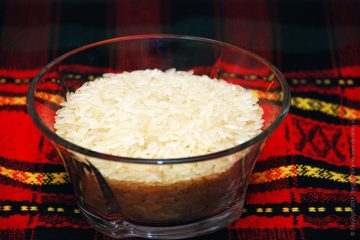 Sos de orez din roșii, praz și legume proaspete