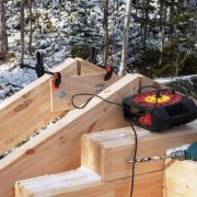 Splicing a szarufák közel a gerinc, mint a jogot, hogy a rája a szarufák (splicing) Splicing szarufák gerinc területén, hogyan lehet a gördeszka a szarufák