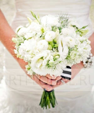 Весільний букет з гвоздик і орхідей №179