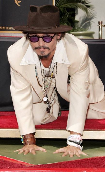 Un astfel de Johnny Depp este interesant!