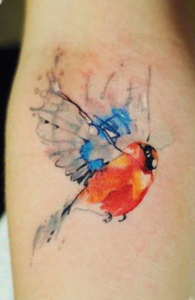 Tatuaj de bullfinch - adică, schițe de tatuaje și fotografii