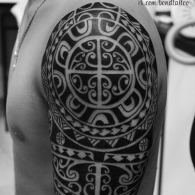 Törzsi tetoválás stílusú értelmében - a jelentését a szimbólum lányok és a fiúk