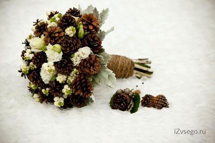 Dekoráció fenyőtoboz - menyasszonyi csokor kezüket a természetes anyagok