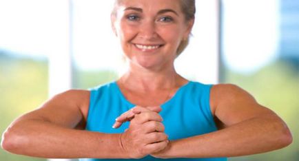 Exerciții pentru întărirea și fermitatea mușchilor pectorali pentru femei