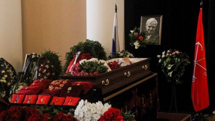 Elhunyt az egyik utolsó értelmiségiek Petersburg búcsút Granin, hírek