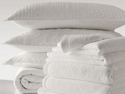 Догляд за текстилем як правильно чистити оббивку, килими та постільну білизну