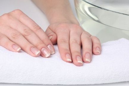 Ванночка для нігтів з олією апельсина позитивний ефект гарантований, красиві нігті -