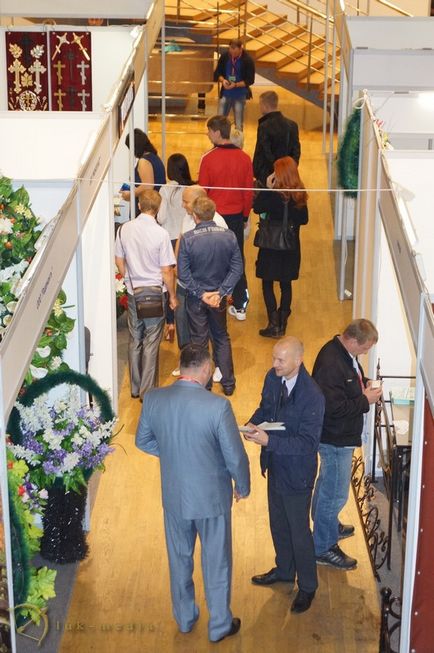 Expoziție de servicii funerare 2014 de fotografii video