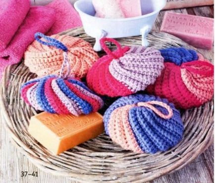 Tesaturi tricotate și bureți