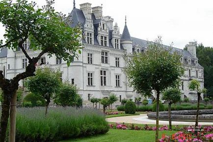 Loire-völgyi kastélyok egy nap Chenonceau Amboise Clos Luce
