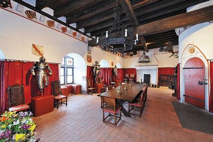 Castelul Eltz este un frumos castel al Europei