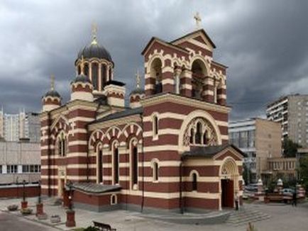 Construcția templului din spitalul Botkin a fost transferată în parohie, administrația financiară și economică a rușilor