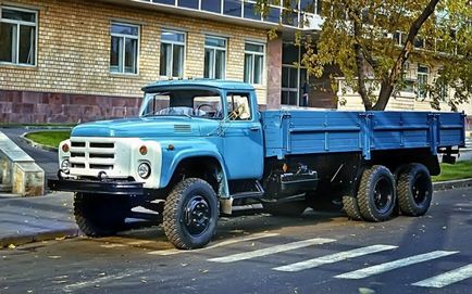 Zil-130 felidézni a karrier legendás teherautó, kutya Schrödinger