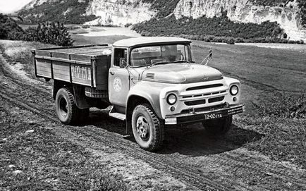 Zil-130 își amintește viața camionului legendar, ciopârțul de câine