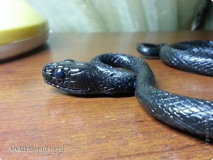 Snake (modellezés, egy csomó fotó), az ország mesterek (fotó) Snake (modellezés, egy csomó fotó), az ország mesterek