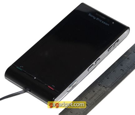 12 Recenzie detaliată a sony ericsson satio u1i