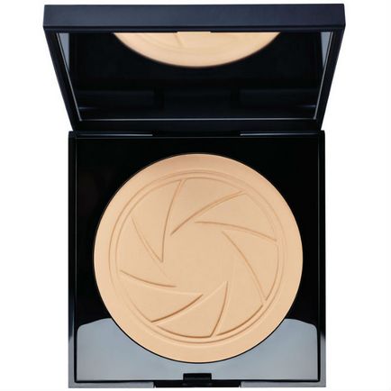 Pe 15 februarie, un nou filtru compact de pulbere de la smashbox