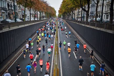 21 Sfaturi pentru cei care doresc să-și conducă primul lor maraton