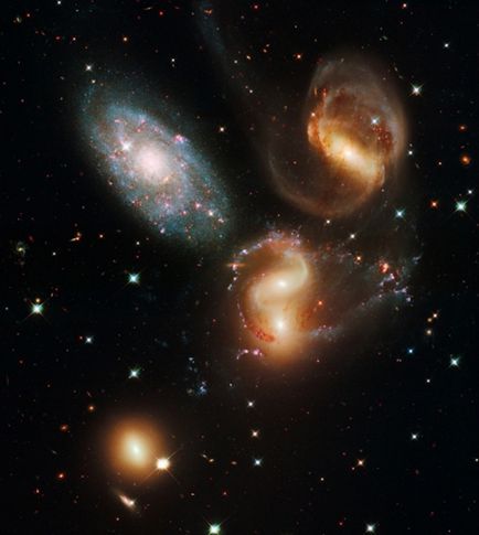 30 legjobb fotókat a Hubble űrteleszkóp