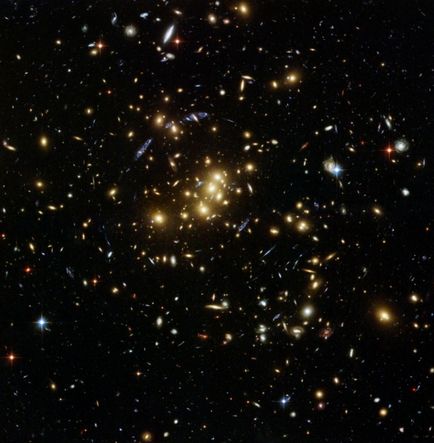 30 legjobb fotókat a Hubble űrteleszkóp