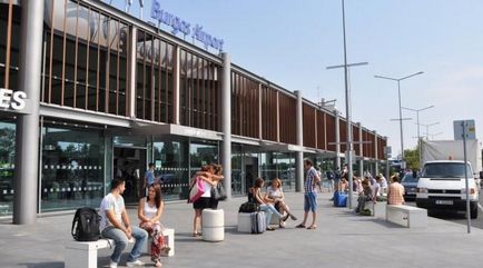 Aeroportul Burgas și cum să ajungeți la taxi stațiune, închiriere auto și autobuz