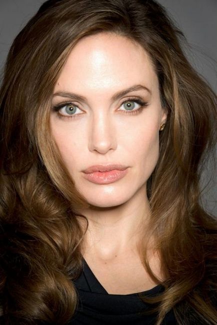 Angelina Jolie elhagyta a kórházat, milyen állapotban