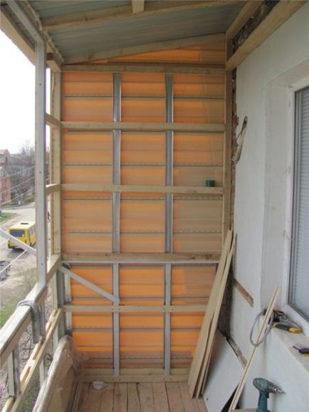 Balcon cu demontare pe pervaz sau pe sobă 4 etape de instalare