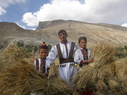 Bloguri țara montană Pamir și partea de nord a Africii, partea 6 pamirian nunta, bloguri pe