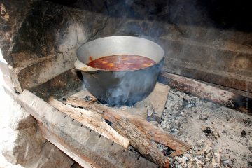 Бограч - рецепт для вогнищевої готування в котлі