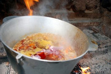 Bograch - rețetă pentru gătit în focar într-un cazan