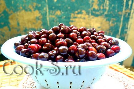 Cherry a saját levében - lépésről lépésre recept fotókkal, konzervipari