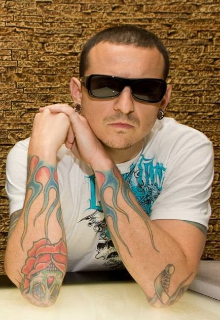 Chester Charlize Bennington și tatuajele lui, o calomnie Yurec