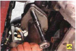 Chevrolet lanos заміна приймальної труби - двигун - керівництво по ремонту, обслуговування,