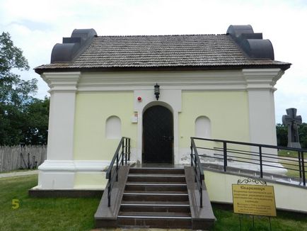 Цитадель, фортеця, музей археології та інші пам'ятки Батурина, куди поїхати на відпочинок