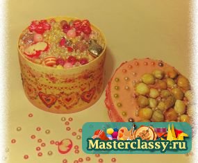 Decoupage tégelyek alatt ceruzák vagy toll (decoupage mesterek) Decoupage üvegekbe ceruzák vagy tollak