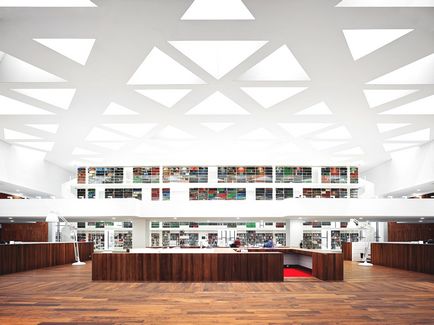 Дизайн освітнього центру при університеті Еразма Роттердамського
